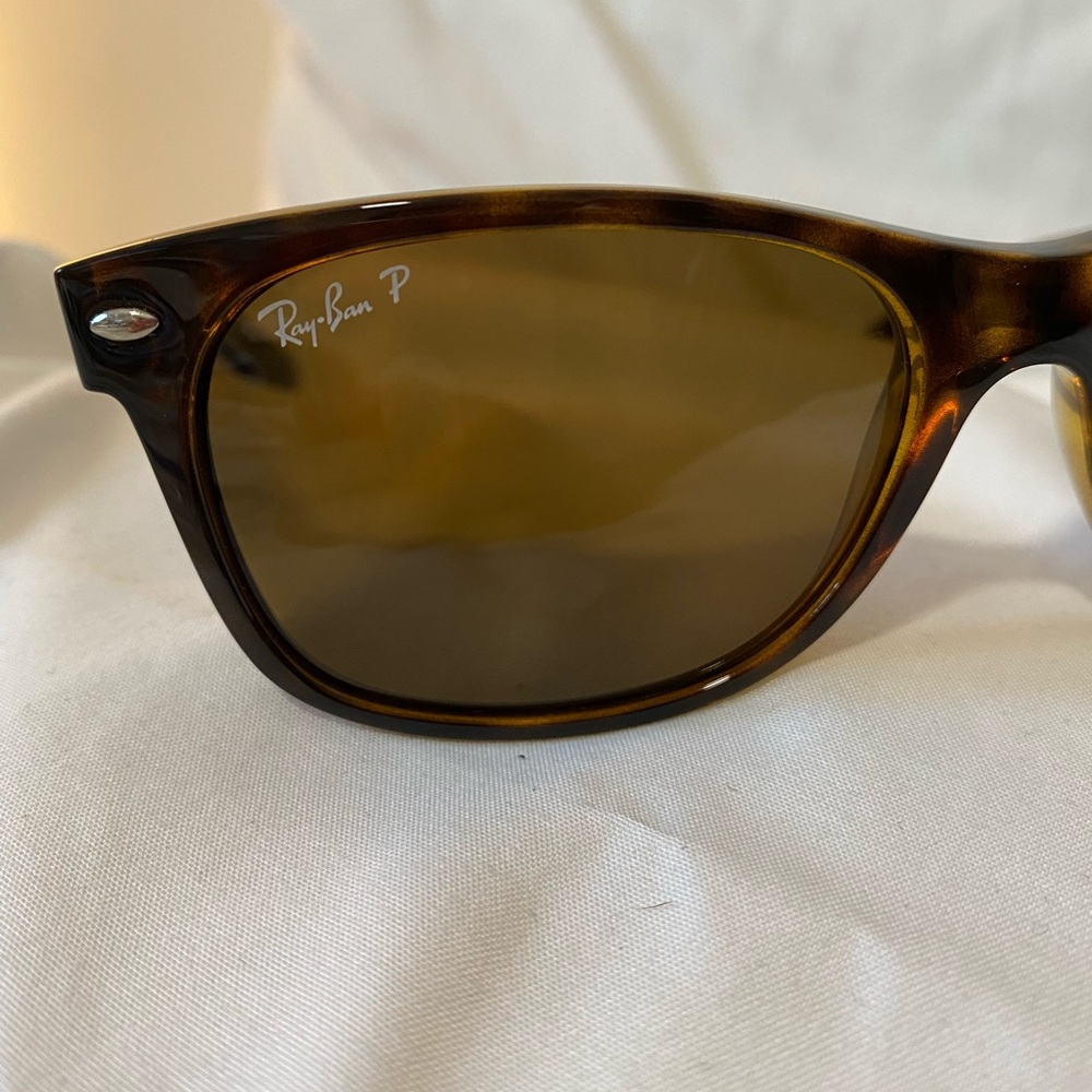 Ray-Ban Polarized New Wayfarer